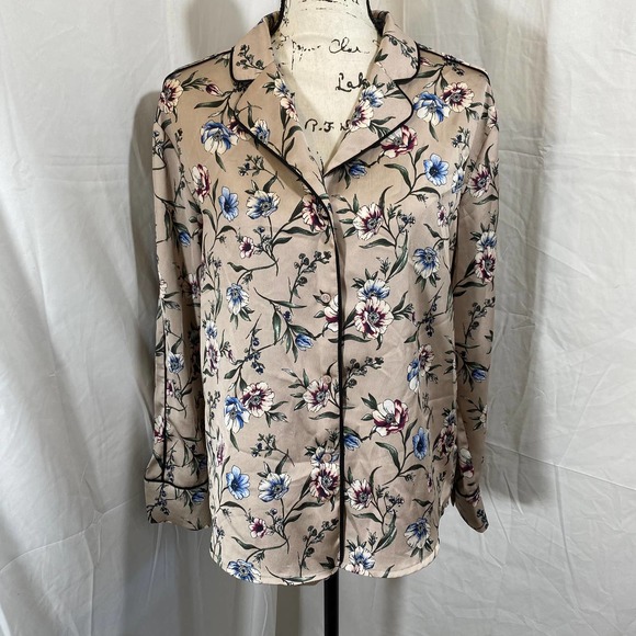 RO & DE Woman's Floral Pattern Button Down Long Sleeve Blouse Sz XS - Picture 1 of 8
